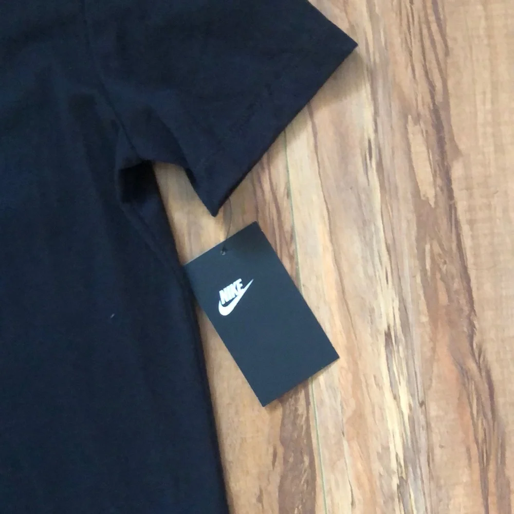 NWT Nike Detroit The Nike Tee Black T-Shirt XS
